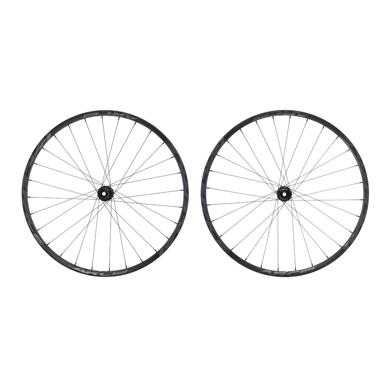 Race Face ARC Offset 25 Aluminum Tubeless 650B Wheelset