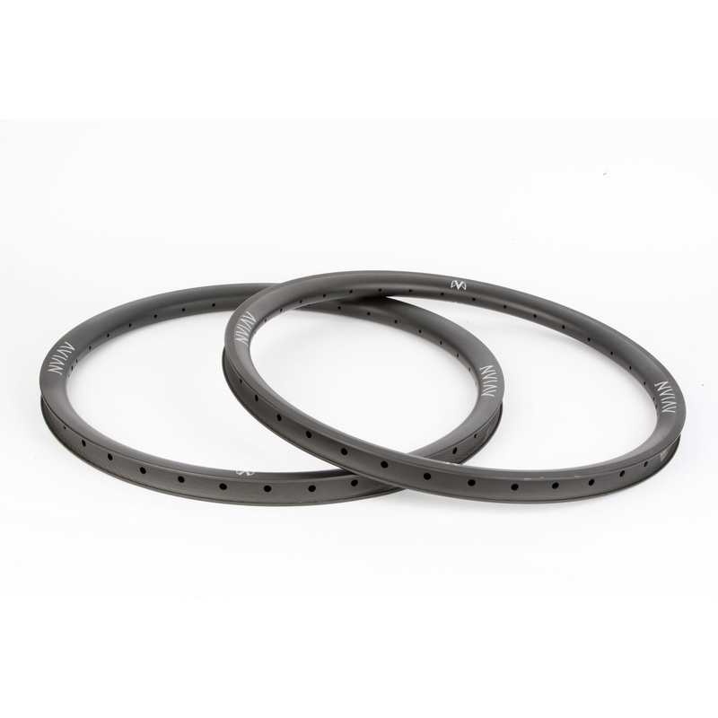 Avian Venatic Carbon Rear Rim – 36H 24×1.75″ – Matte Black