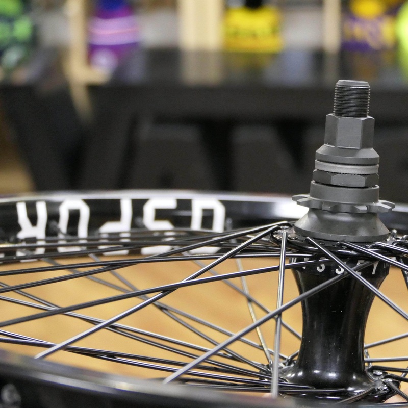 Custom Wheelbuild with Spokes