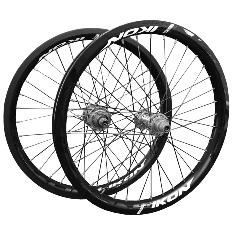 IKON x CRUPI Quad Carbon Pro Wheelset