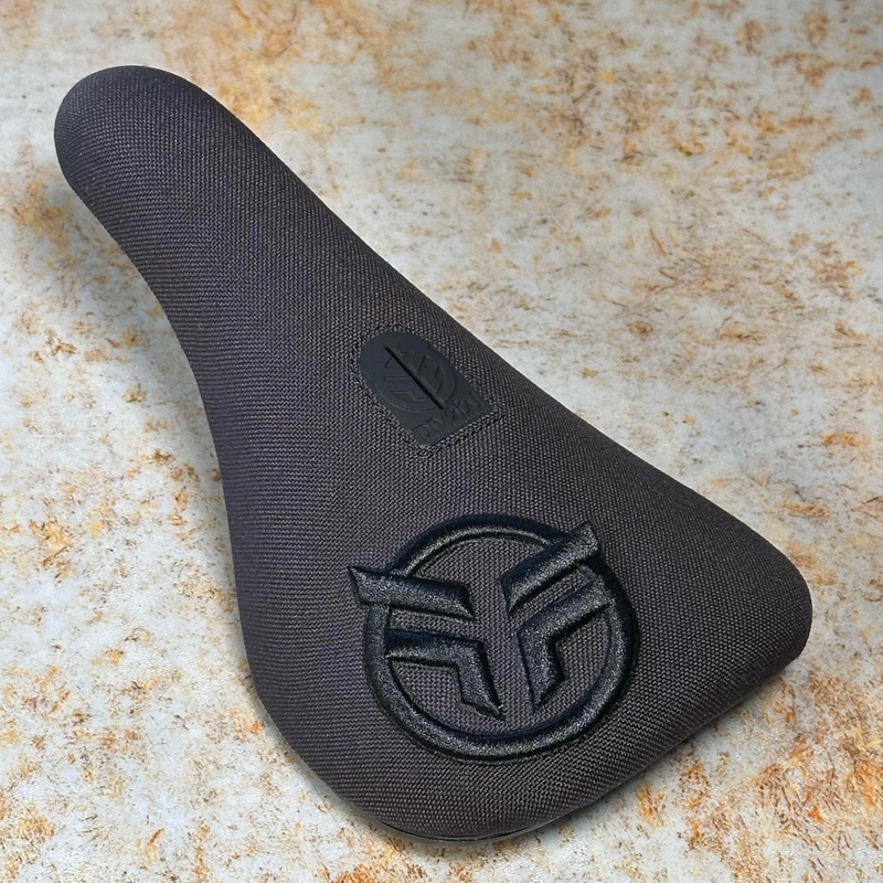 Federal Slim Pivotal Logo Seat – Black With Raised Black Stitching