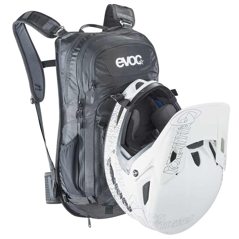 EVOC Stage 18 Hydration Bag Volume: 18L Bladder: Not inlcuded Black