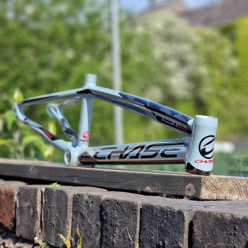 Chase RSP 5.0 Race Frame Slate / Red