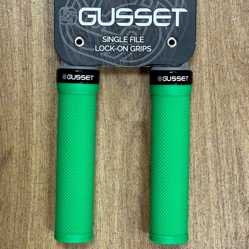 Gusset Single File Lock-On Grips